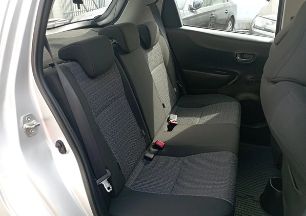 Toyota Yaris cena 29900 przebieg: 133000, rok produkcji 2013 z Kruszwica małe 154